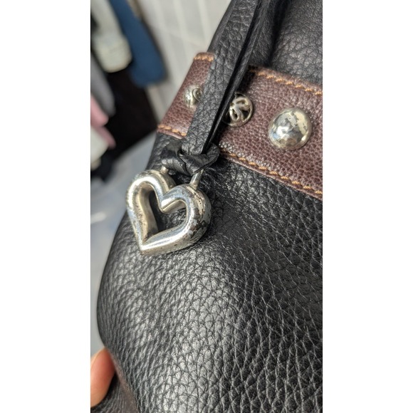 Vtg BRIGHTON Crossbody Purse‎ Wallet Bag Black Leather Silver Heart Charm Clutch - Picture 8 of 10